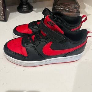Nike Kids Black and Red Sneakers